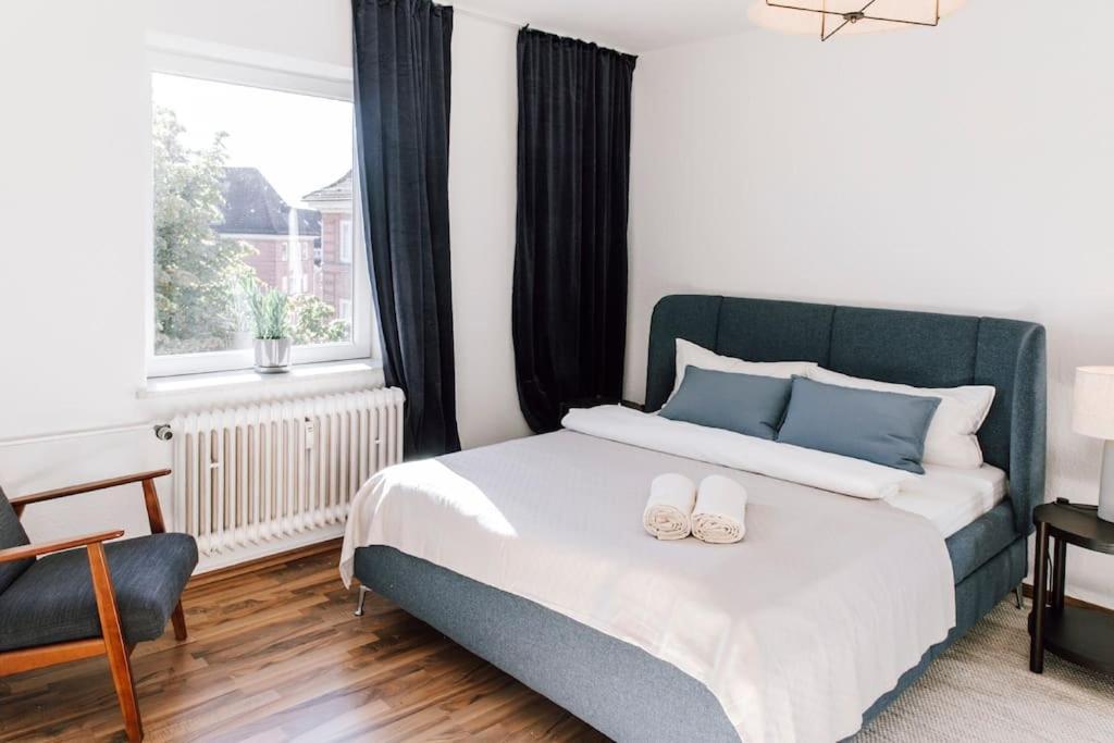Komplett Neu: 2-Zi Zentral Im Altbau. 24H-Checkin Kiel Esterno foto